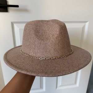 Anthropologie hat